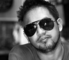 Khavn De La Cruz