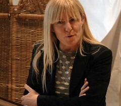 Annie van den Oever