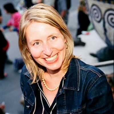 Carola Dertnig