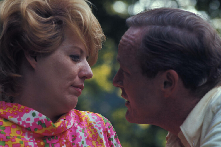 Symbiopsychotaxiplasmóza, scéna 1