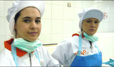 Krev, pot a takeaways (epizoda 1, řada 1)