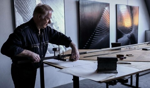 A to světlo mění tvar