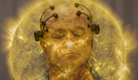 Všechno vidět, všude