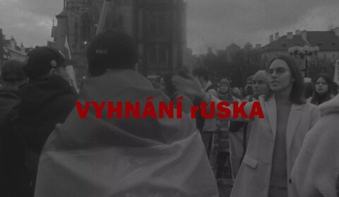 8 let a 1 rok války