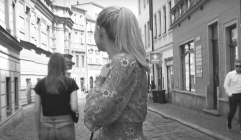 Očím Uteču Neuteču Očím