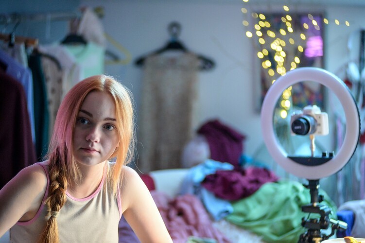 CDF uvádí: #annaismissing